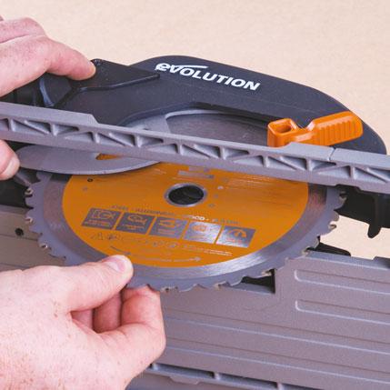Okružní pila EVOLUTION R185 CCS