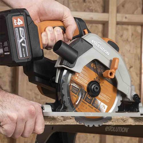 Okružní AKU pila EVO R165CCS-Li se 4,0Ah baterií a dalšími dvěma 2Ah bateriemi a nabíječkou ZDARMA
