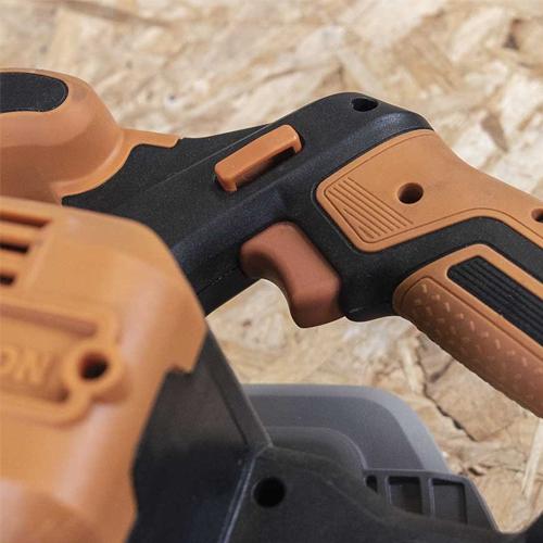 Okružní AKU pila EVO R165CCS-Li se 4,0Ah baterií a dalšími dvěma 2Ah bateriemi a nabíječkou ZDARMA