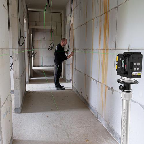 Samonivelační liniový křížový laser STABILA LAX500G 7-dílný SET 2x baterie CAS